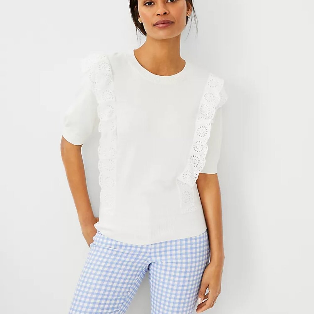 Ann Taylor Size Extra Small Short Sleeve Ruffle Eyelit Knit Sweater Top